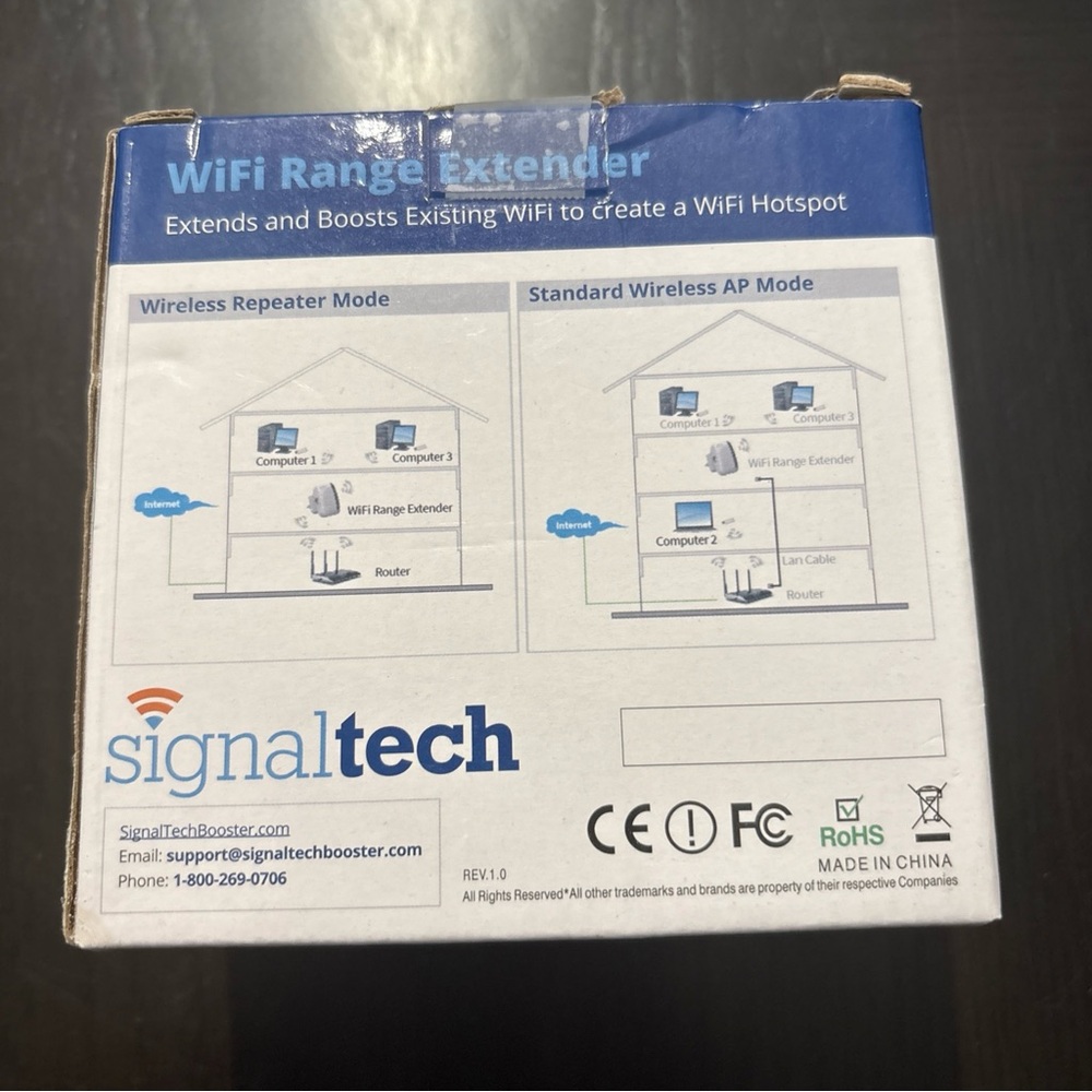 SignalTech WiFi Range Extender - Picture 4 of 4